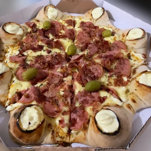 MK Esfiharia e Pizzaria